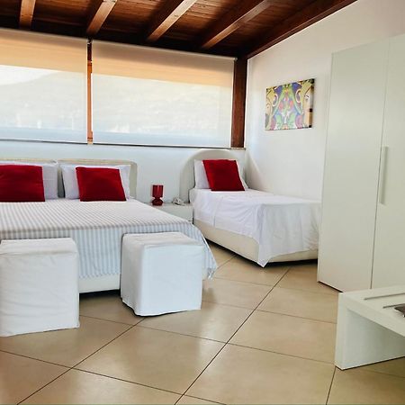 Riviera Ionica Santa Teresa Di Riva Exterior foto